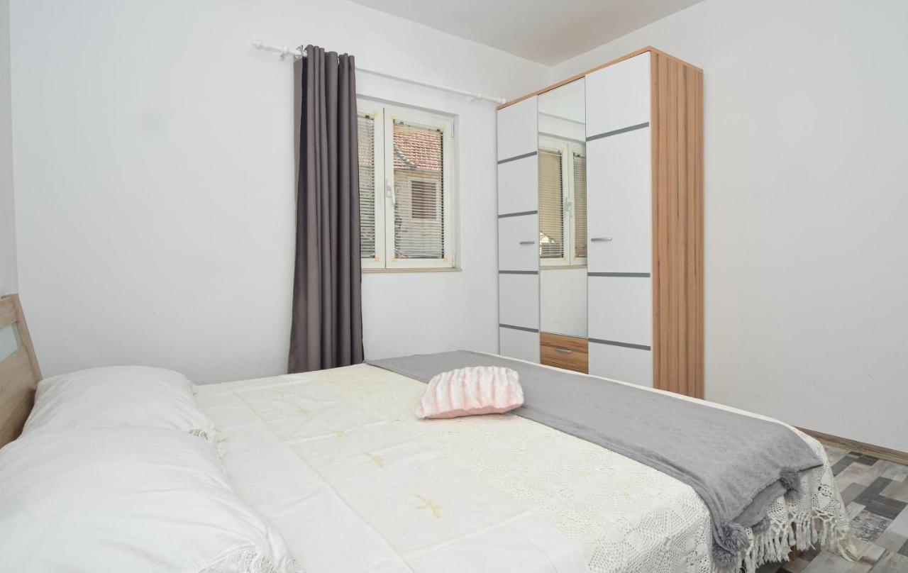 Apartments Luciano سيغيت فغانييتْسا المظهر الخارجي الصورة