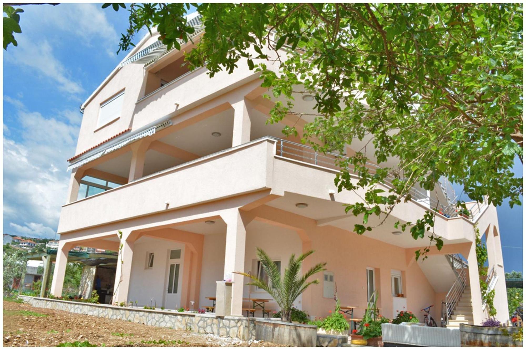 Apartments Luciano سيغيت فغانييتْسا المظهر الخارجي الصورة