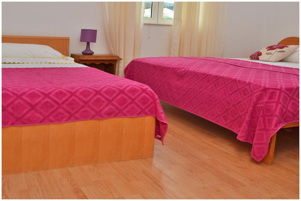 Apartments Luciano سيغيت فغانييتْسا الغرفة الصورة