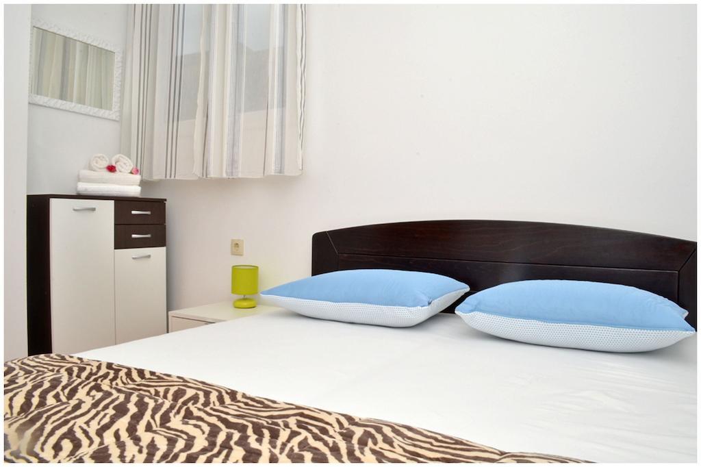 Apartments Luciano سيغيت فغانييتْسا الغرفة الصورة